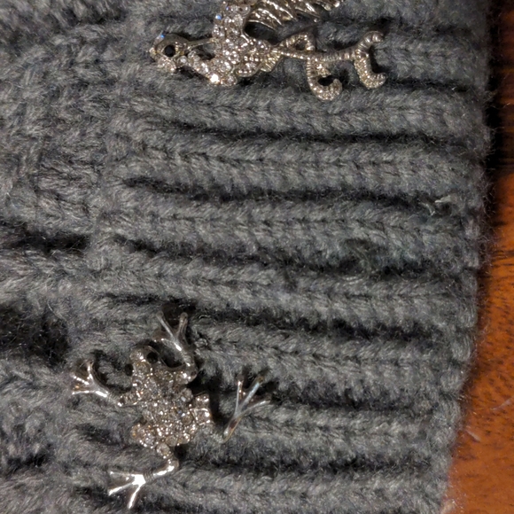 Embellished Knitted Hat With Pom Pom - Picture 2 of 6